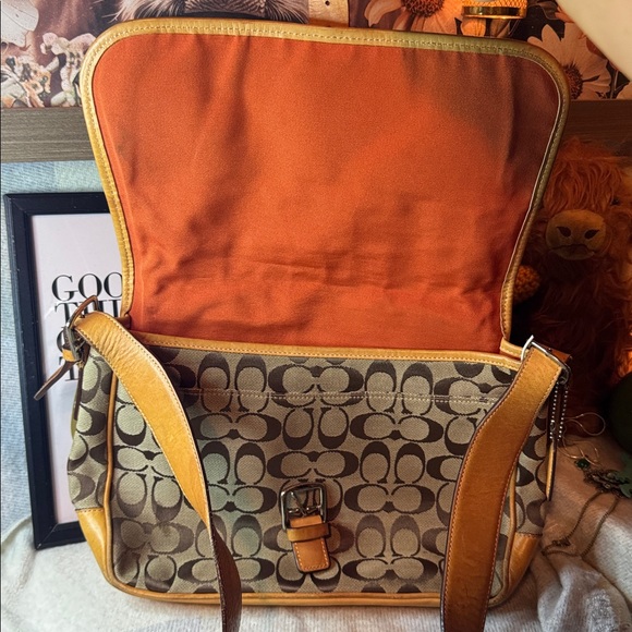 Coach Signature Brown and Tan Shoulder Bag - Picture 3 of 5